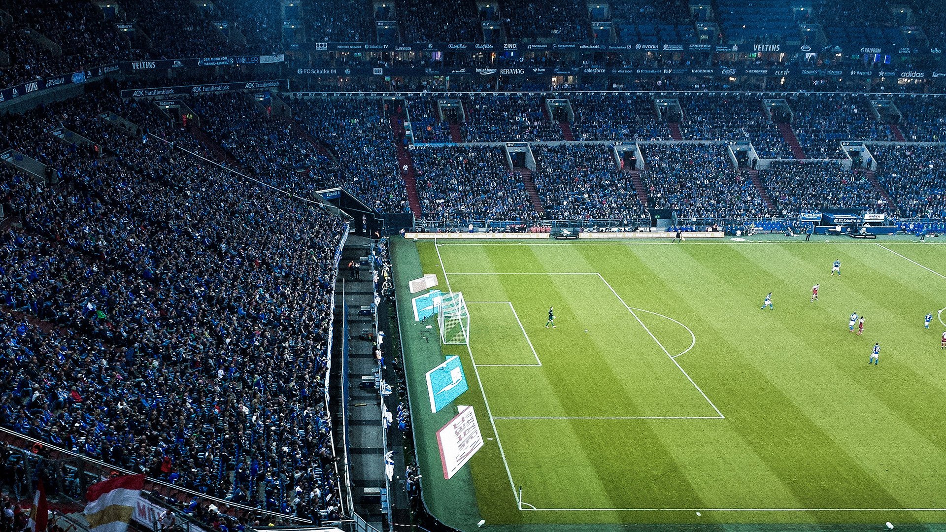 曼城2-1绝杀巴黎，欧冠四强候选提前锁定！，欧冠四强曼城vs巴黎23号